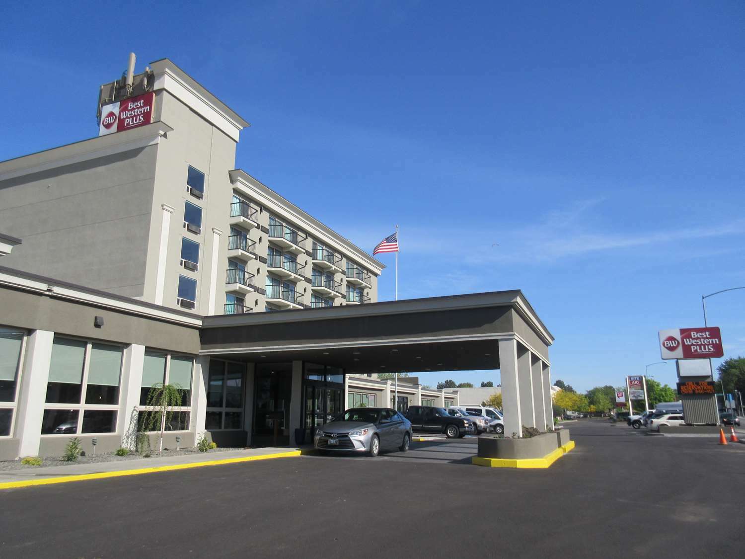 Best Western Plus Columbia River Hotel & Conference Center Richland Ngoại thất bức ảnh